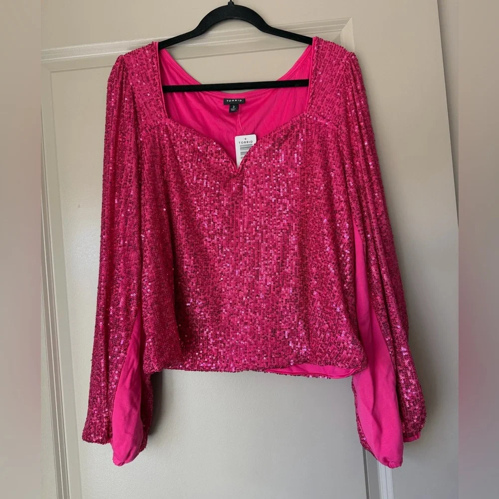 NWT Torrid Sequin Deep V-Neck Long Sleeve Blouse - Picture 3 of 11